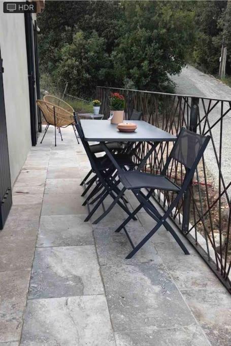 Ferienwohnung Loft Pied De Coline Au Calme Ginasservis Exterior foto